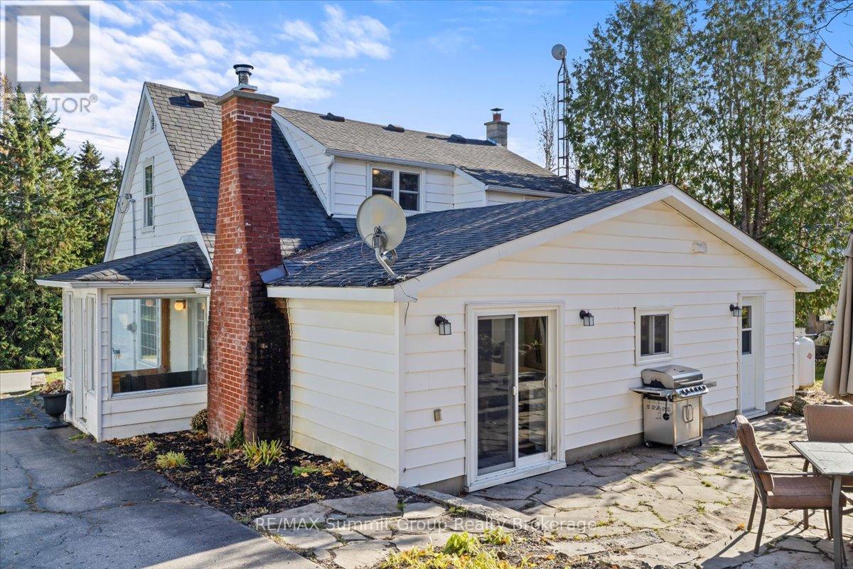143 River Road, Grey Highlands, Ontario  N0C 1C0 - Photo 2 - X12887558