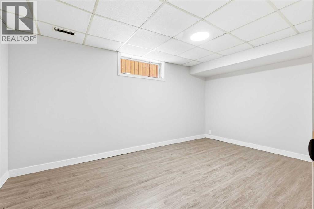 5031 Vienna Drive Nw, Calgary, Alberta  T3A 0W8 - Photo 34 - A2288045