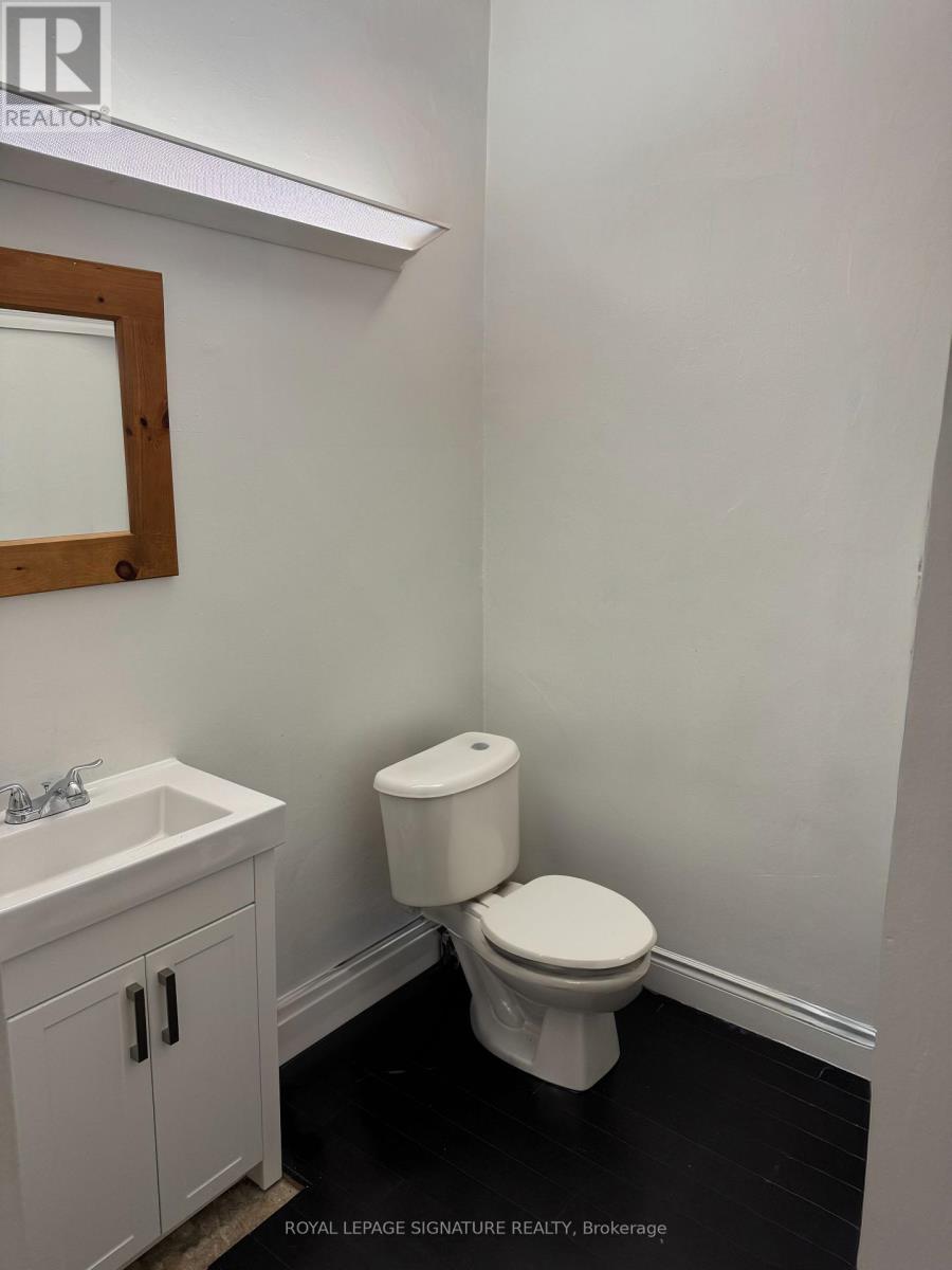 200 - 102 Adelaide Street E, Toronto (Church-Yonge Corridor), Ontario  M5C 1K9 - Photo 10 - C12887392