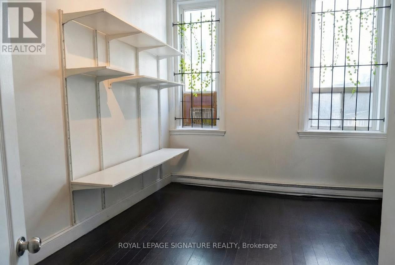 200 - 102 Adelaide Street E, Toronto (Church-Yonge Corridor), Ontario  M5C 1K9 - Photo 2 - C12887392