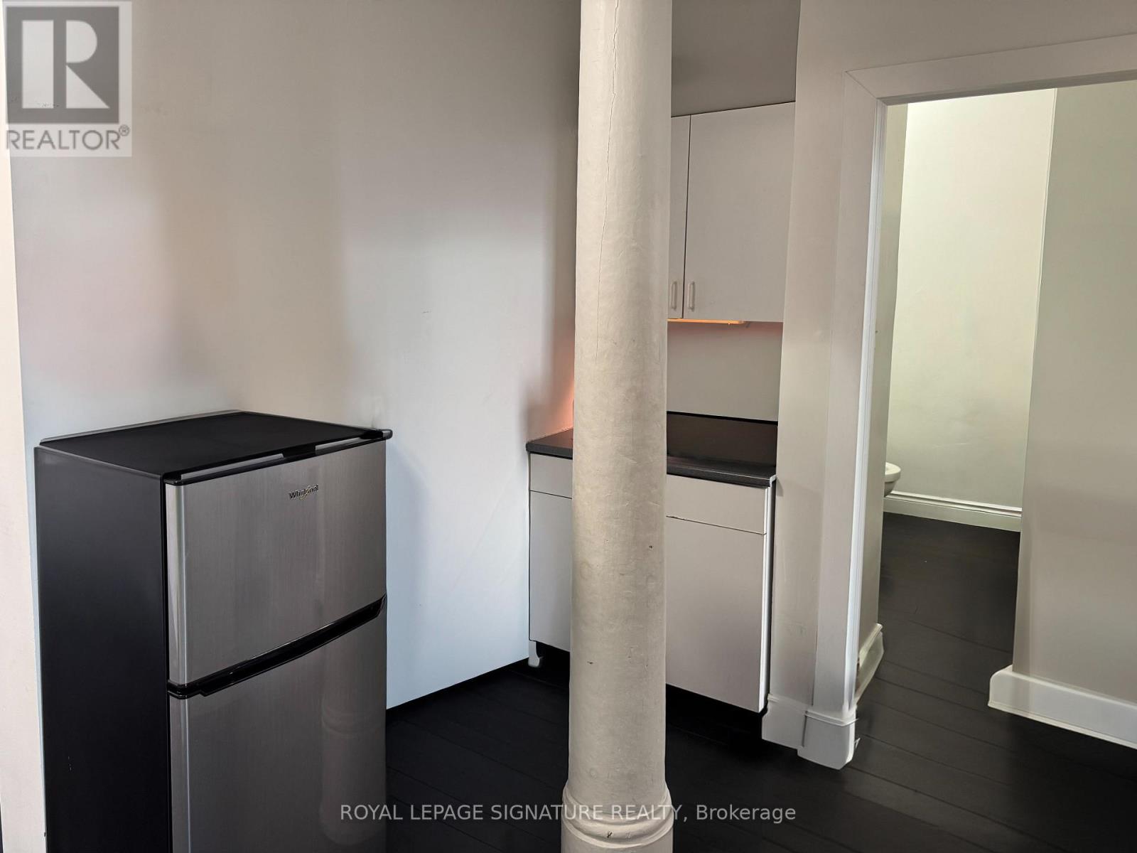 200 - 102 Adelaide Street E, Toronto (Church-Yonge Corridor), Ontario  M5C 1K9 - Photo 6 - C12887392