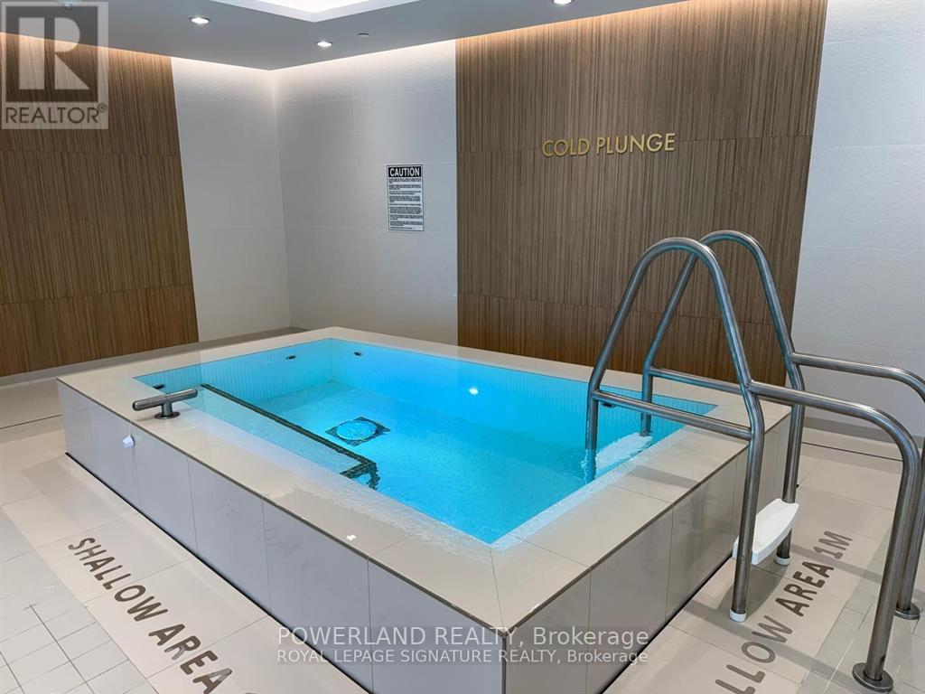 3209 - 3 Concord Cityplace Way, Toronto, Ontario  M5V 0X4 - Photo 10 - C12887410