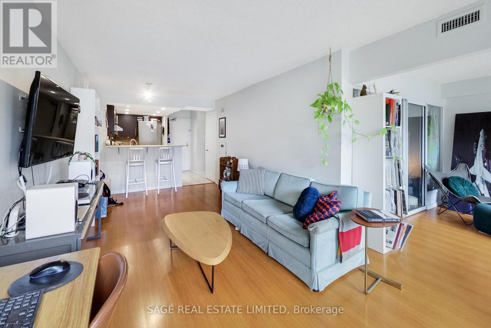 205 - 456 College Street, Toronto, Ontario  M6G 4A3 - Photo 9 - C12887434