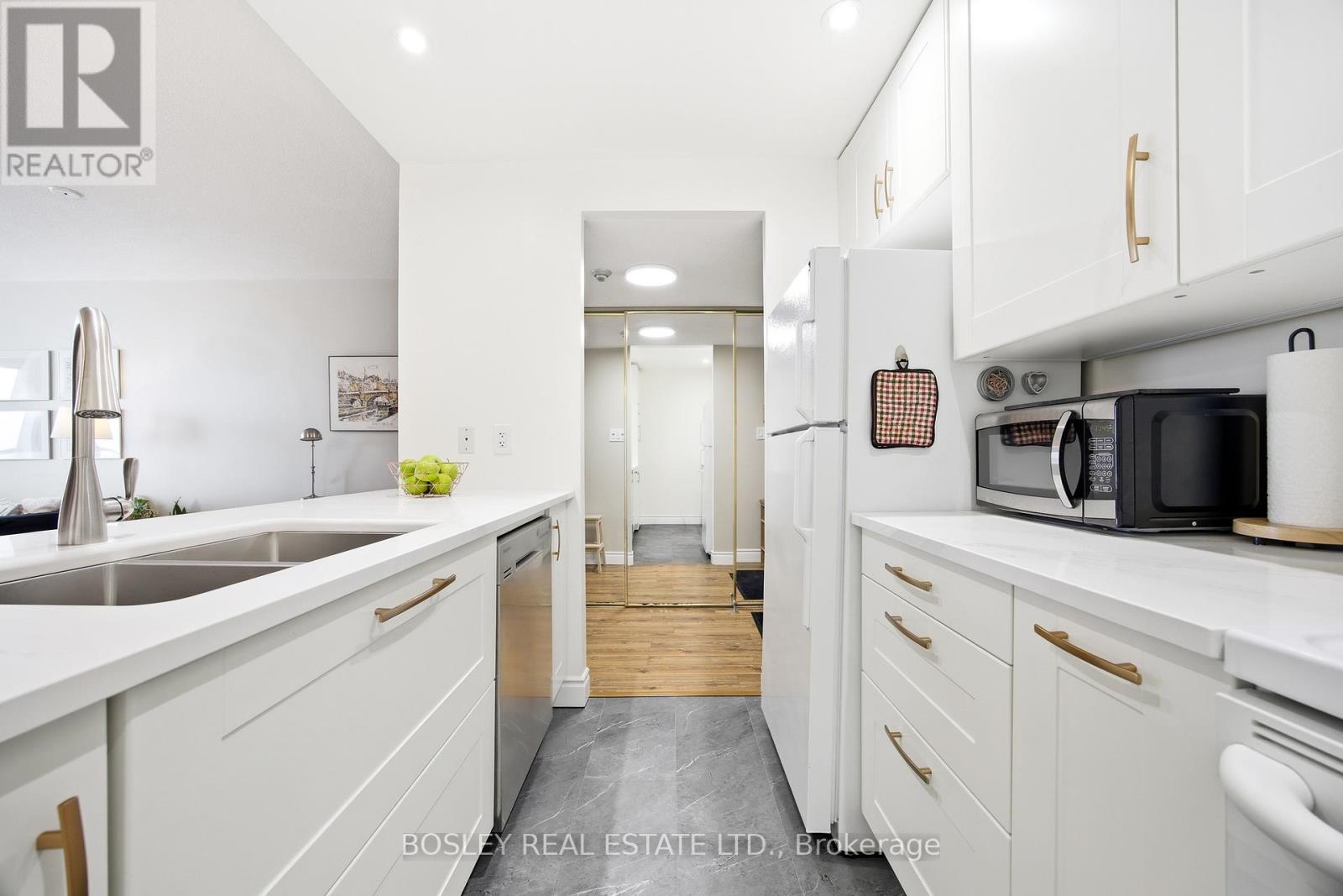 611 - 5 Concorde Place, Toronto, Ontario  M3C 3M8 - Photo 14 - C12887436