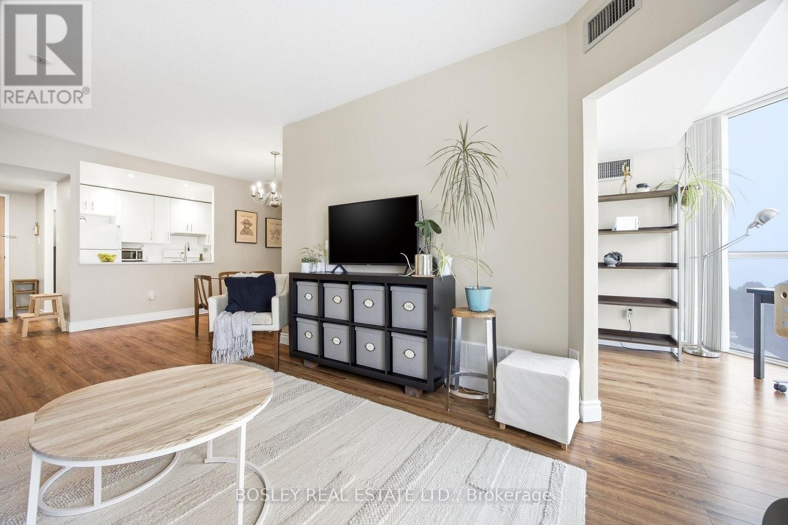 611 - 5 Concorde Place, Toronto, Ontario  M3C 3M8 - Photo 7 - C12887436