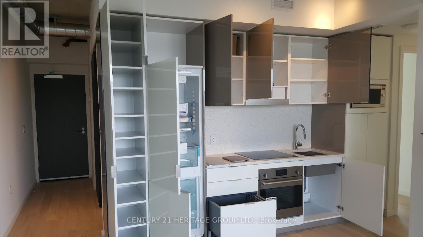 1802 - 170 Bayview Avenue, Toronto, Ontario  M5A 0M4 - Photo 10 - C12887468