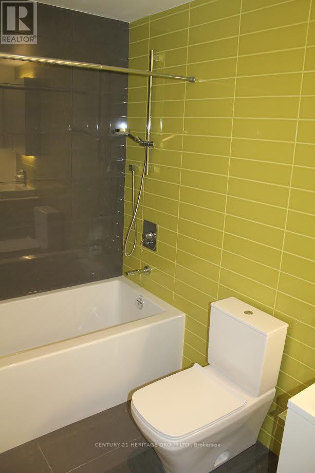 1802 - 170 Bayview Avenue, Toronto, Ontario  M5A 0M4 - Photo 15 - C12887468