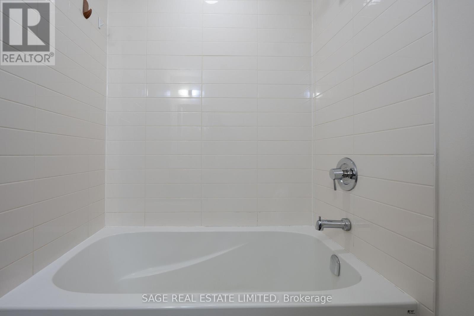 805 - 30 Roehampton Avenue, Toronto, Ontario  M4P 0B9 - Photo 16 - C12887564