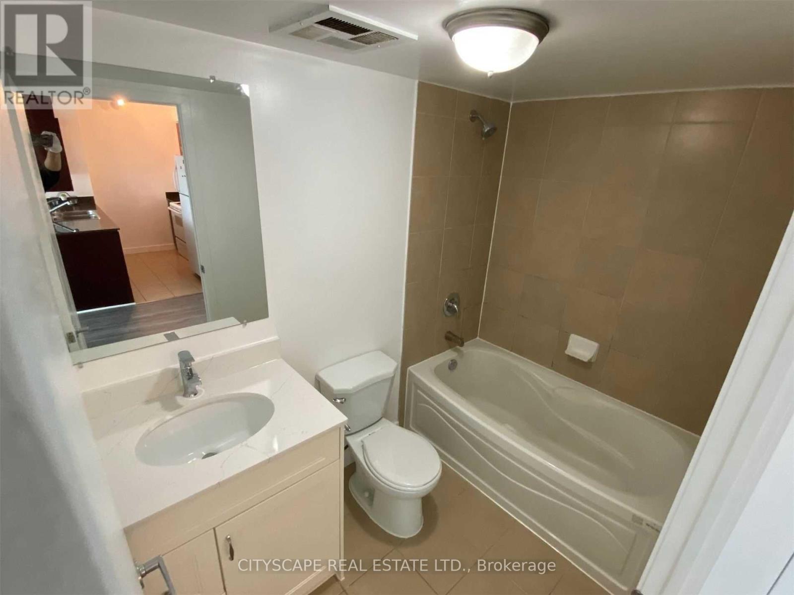 1708 - 397 Front Street W, Toronto, Ontario  M5V 3S1 - Photo 19 - C12887634