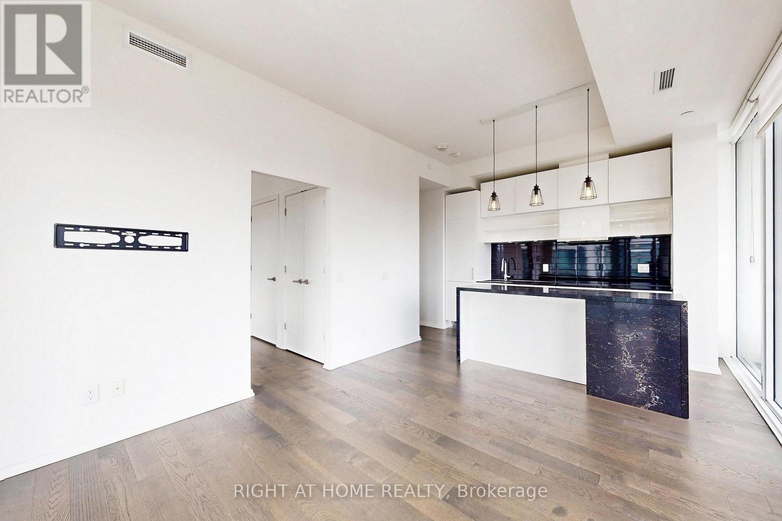 905 - 5 Soudan Avenue, Toronto, Ontario  M4S 0B1 - Photo 7 - C12887668