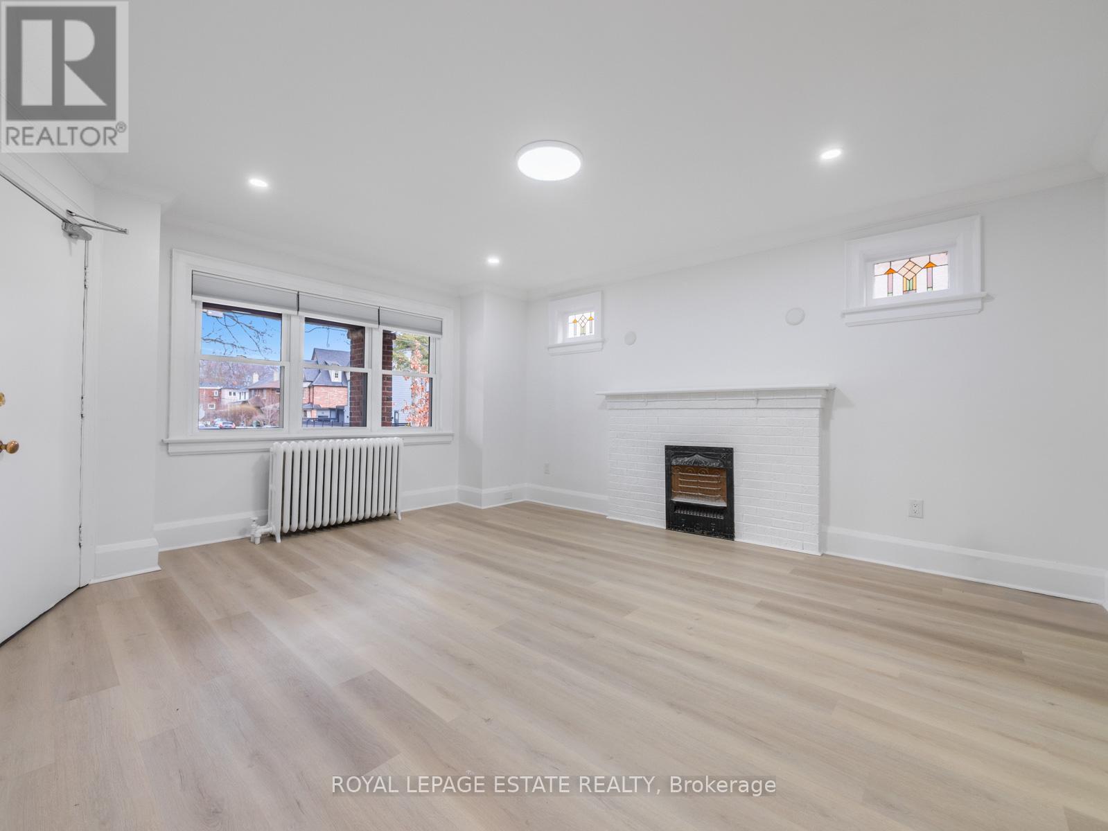 Main Floor - 84 Glen Manor Drive S, Toronto, Ontario  M4E 2X2 - Photo 10 - E12887396