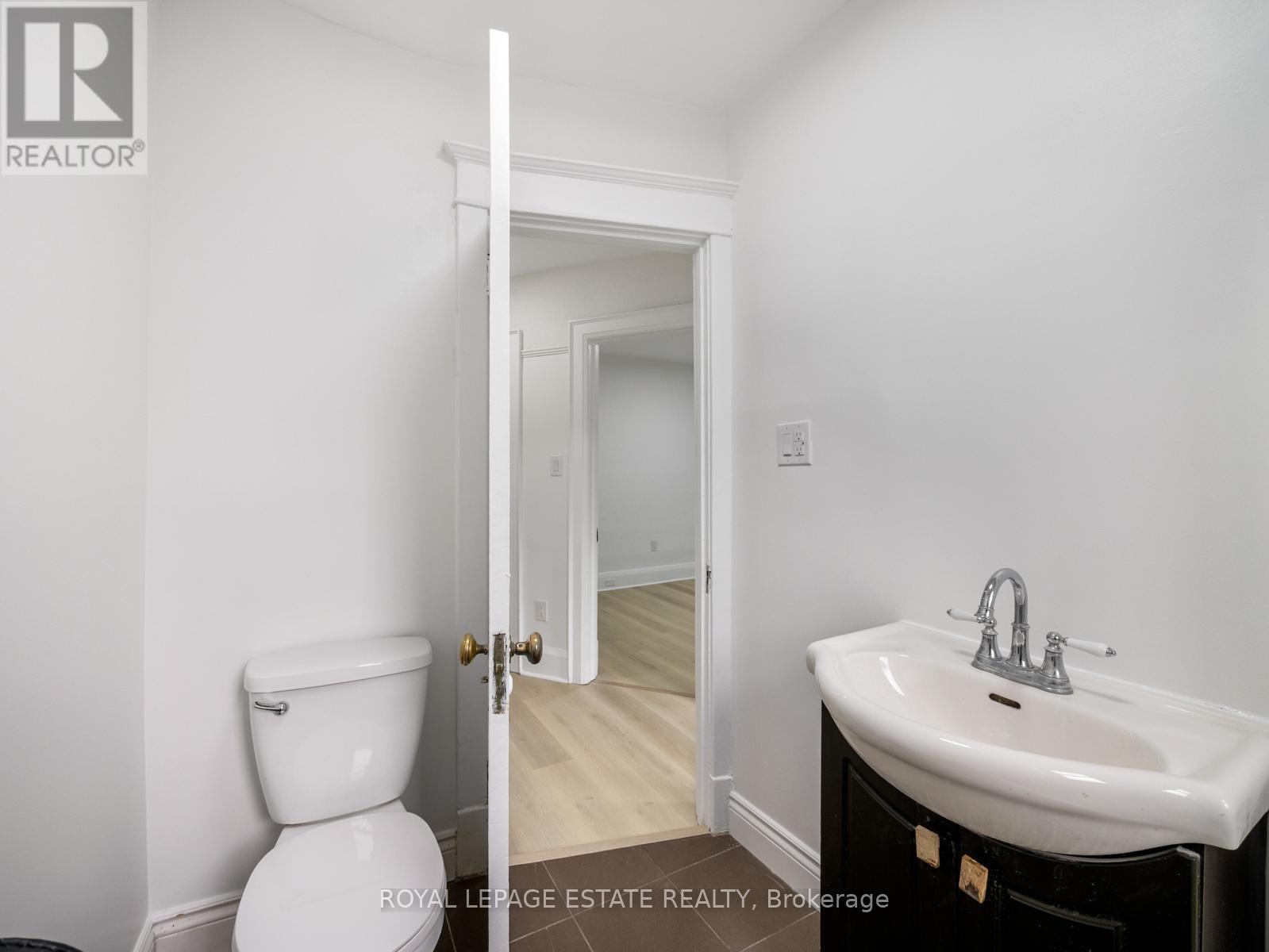 Main Floor - 84 Glen Manor Drive S, Toronto, Ontario  M4E 2X2 - Photo 36 - E12887396