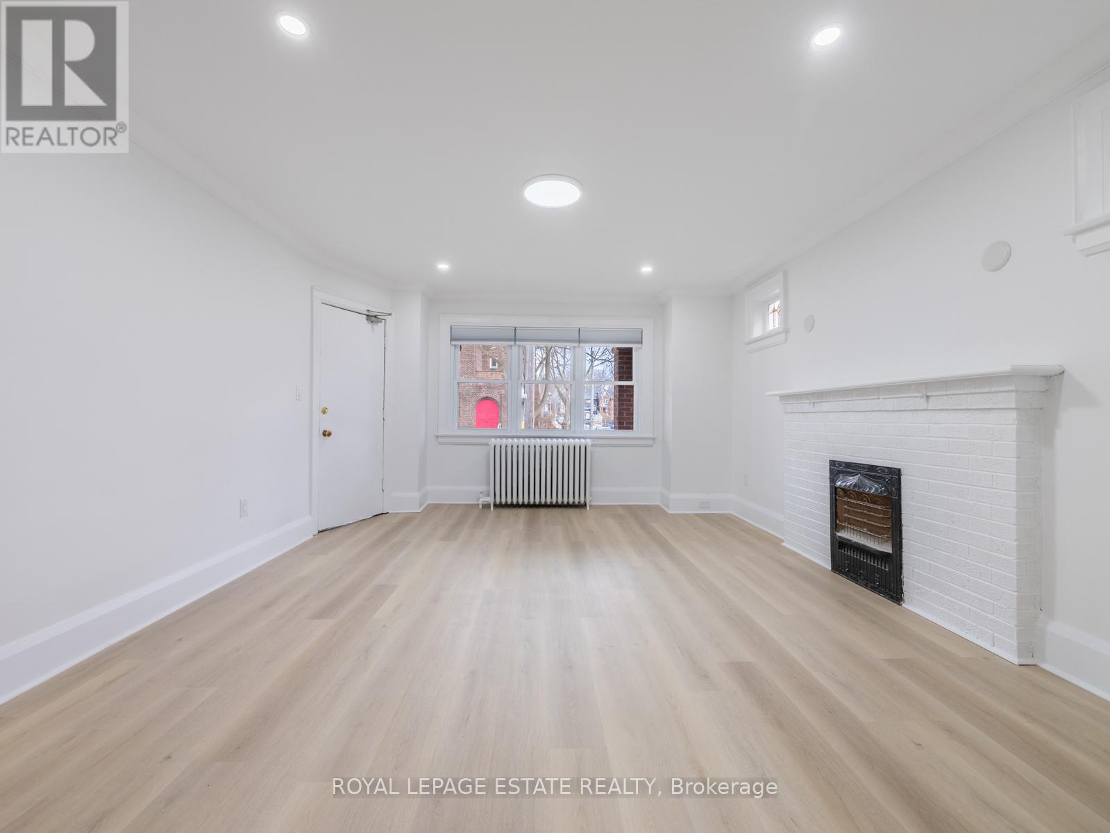 Main Floor - 84 Glen Manor Drive S, Toronto, Ontario  M4E 2X2 - Photo 6 - E12887396