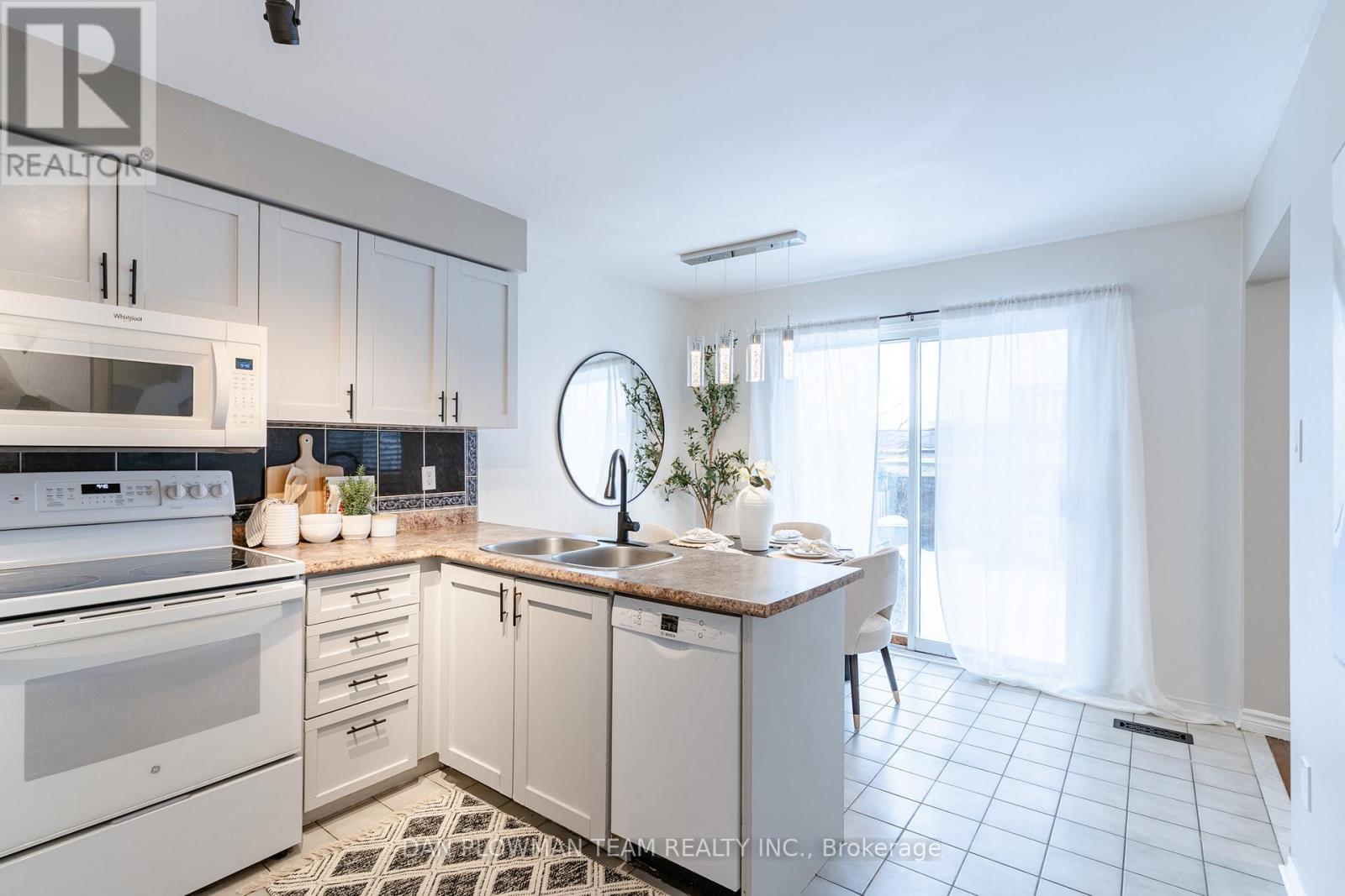 81 Trudeau Drive, Clarington, Ontario  L1C 4K4 - Photo 14 - E12887400