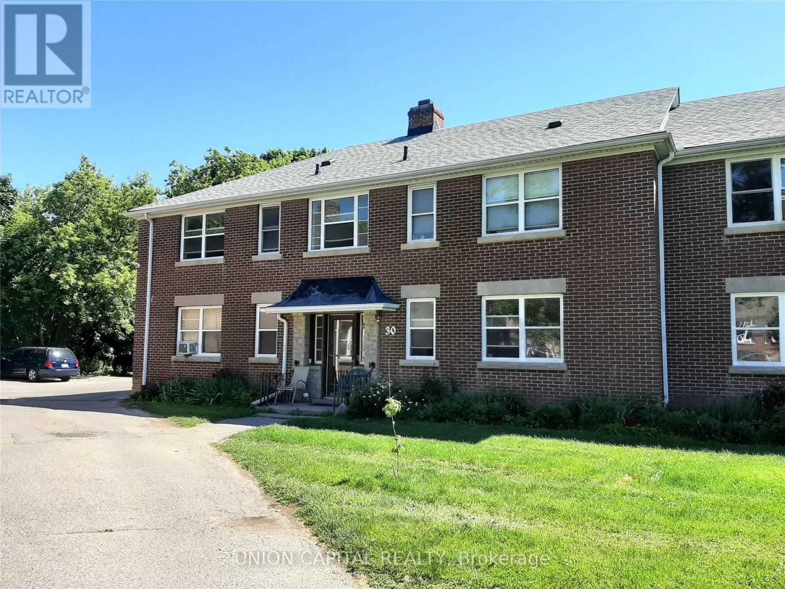 12 - 30 LASALLE COURT, Oshawa, Ontario