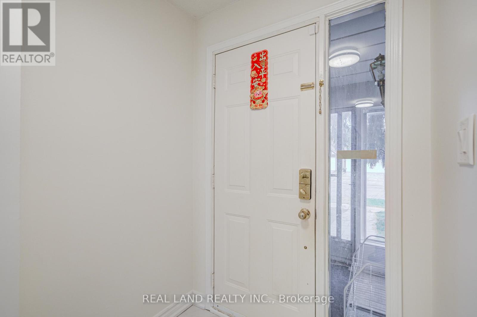 46 Wintermute Boulevard, Toronto, Ontario M1W 3M6 - Photo 2 - E12887448