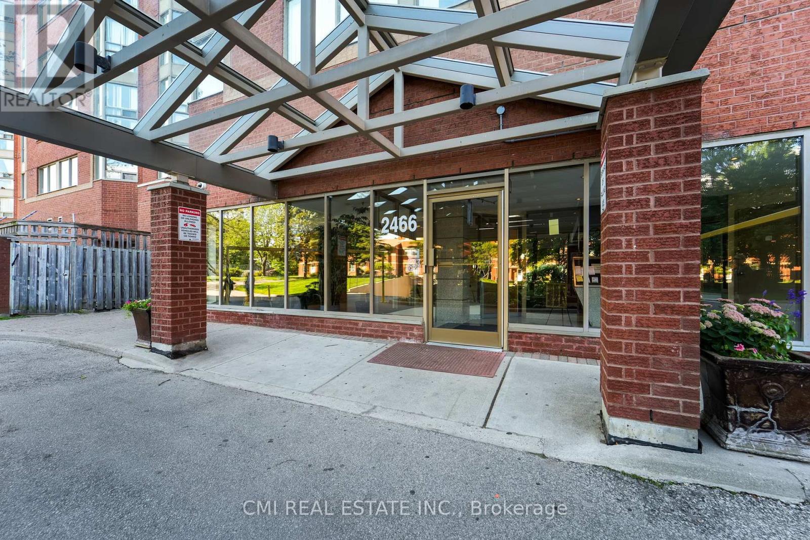 1510 - 2466 Eglinton Avenue E, Toronto (Eglinton East), Ontario  M1K 5J8 - Photo 4 - E12887644