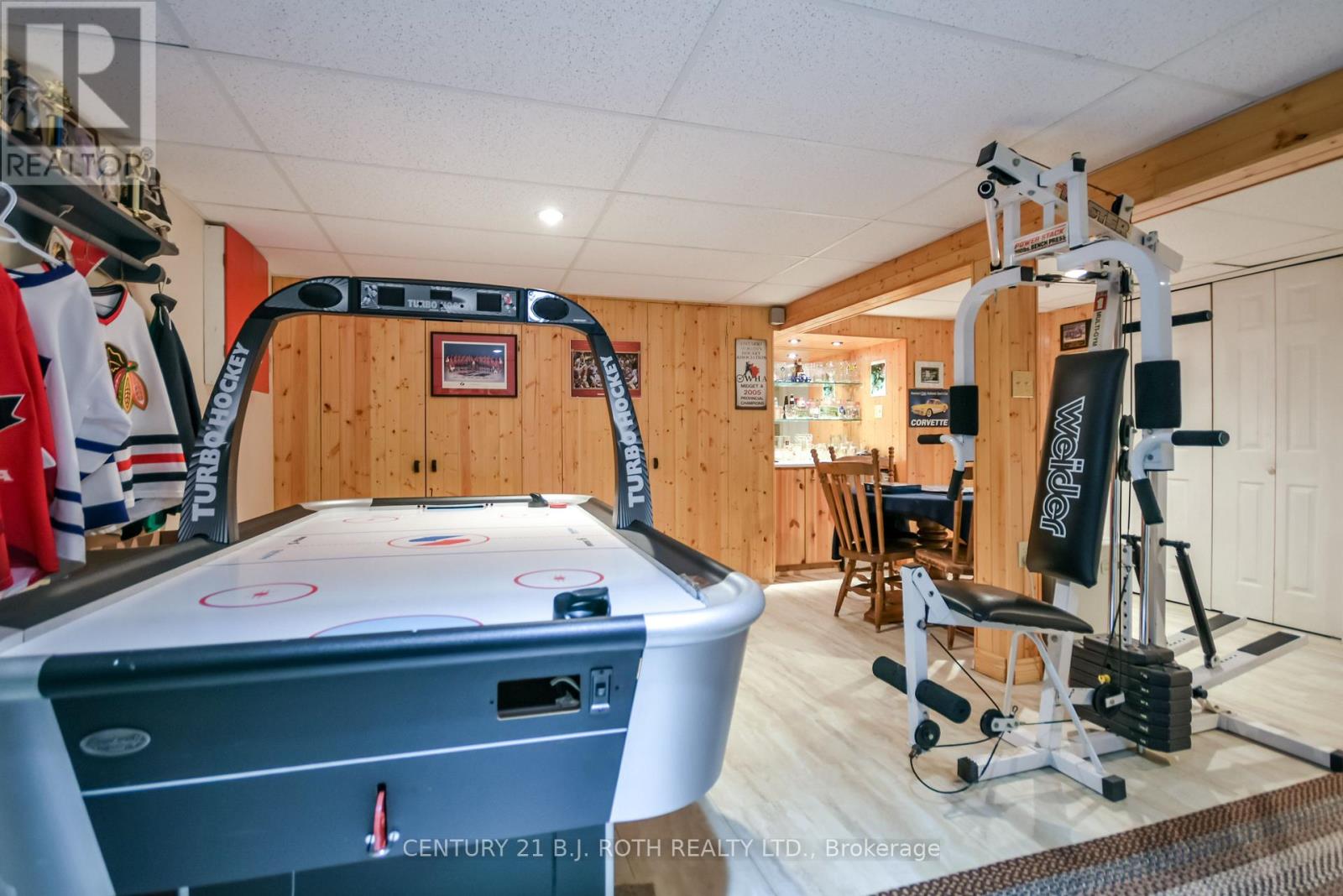 228 Spencer Avenue, Essa, Ontario  L0L 2N0 - Photo 27 - N12887418