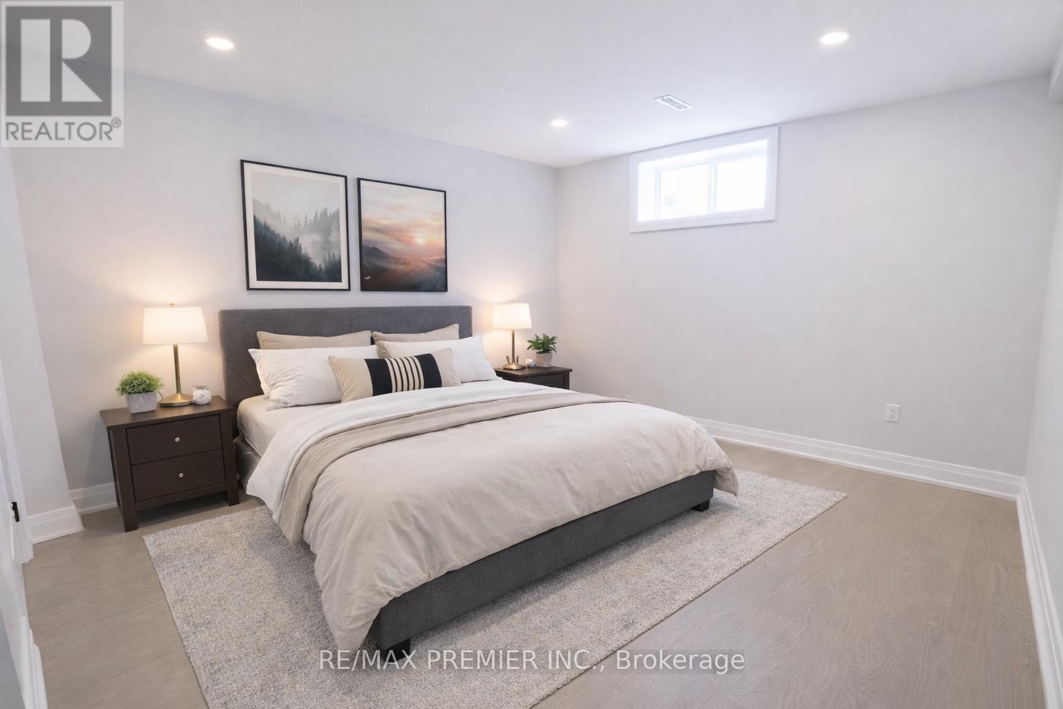 115 Mapes Avenue, Vaughan (West Woodbridge), Ontario  L4L 8R9 - Photo 5 - N12887488