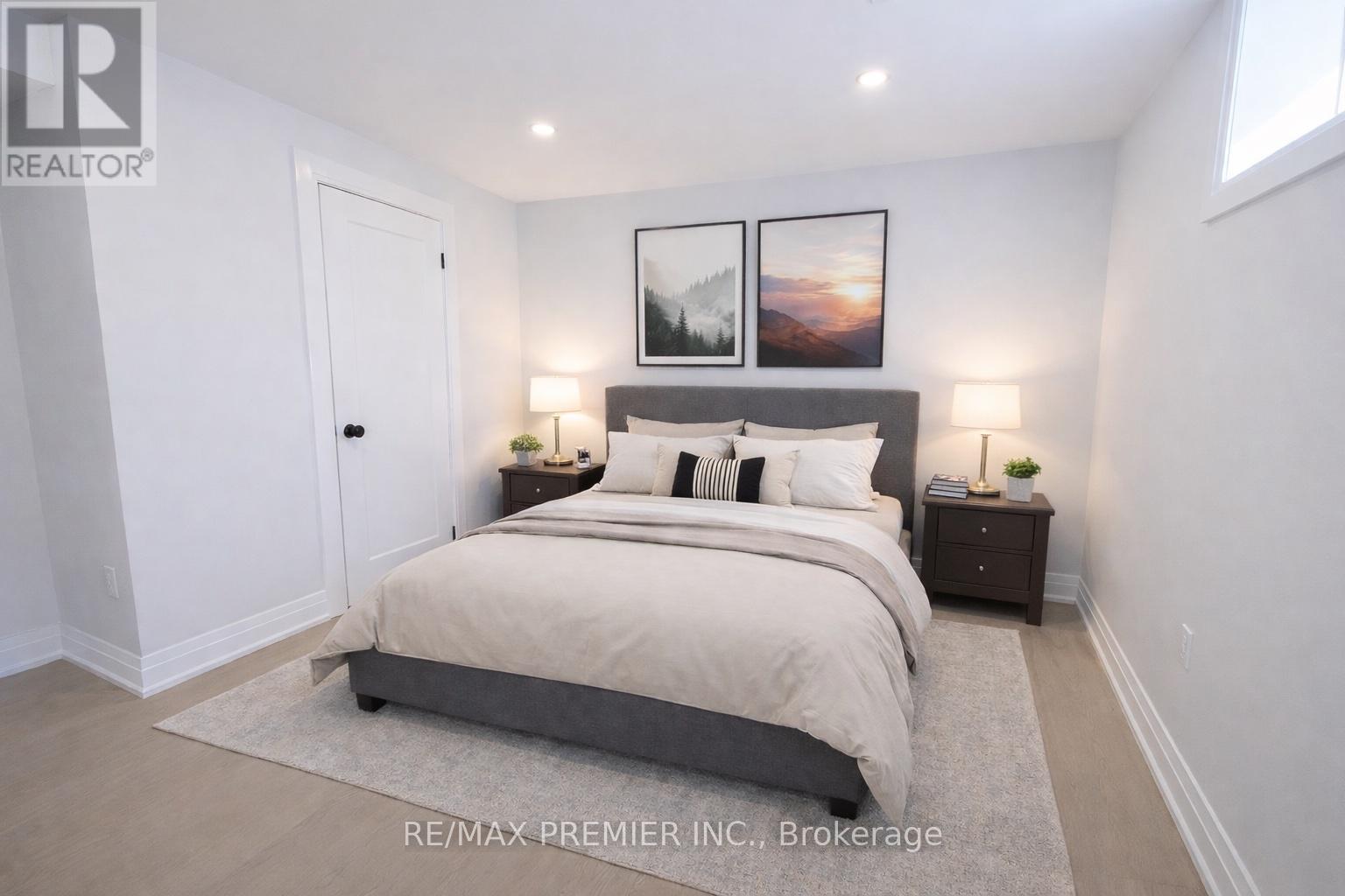 115 Mapes Avenue, Vaughan (West Woodbridge), Ontario  L4L 8R9 - Photo 6 - N12887488