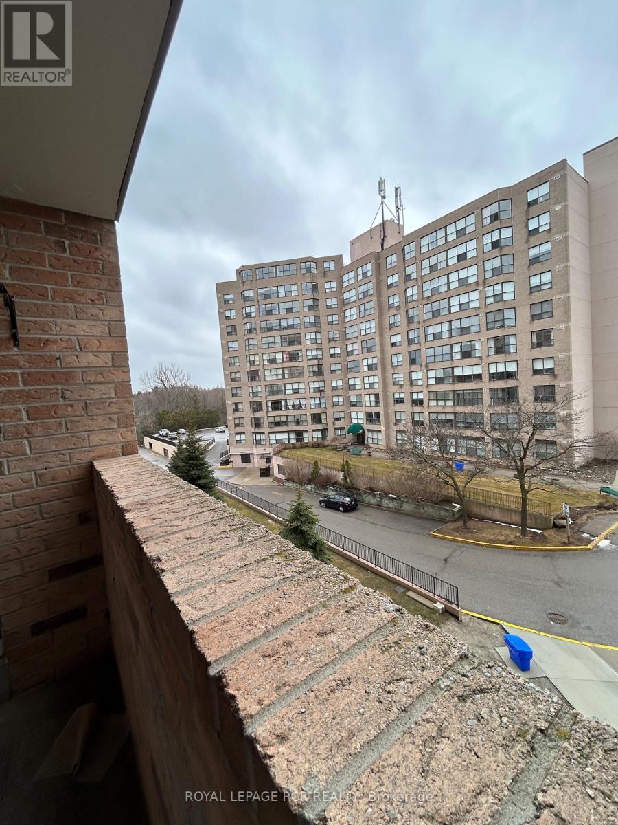 408 - 260 Davis Drive, Newmarket (Central Newmarket), Ontario  L3Y 7C3 - Photo 20 - N12887496