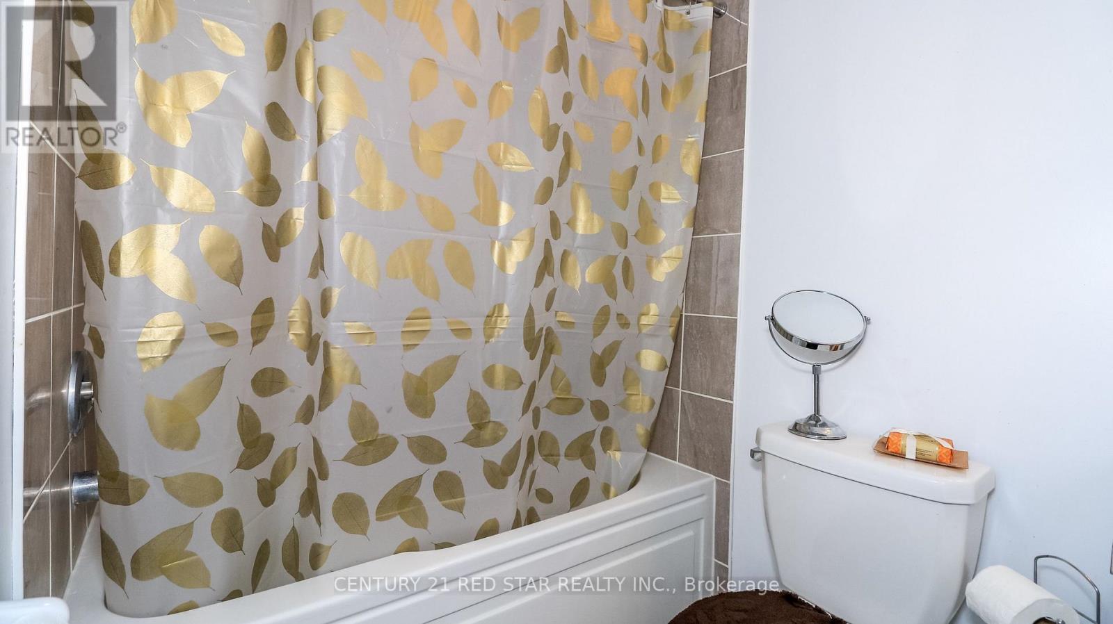 32 Milson Crescent, Essa, Ontario  L0M 1B4 - Photo 39 - N12887518