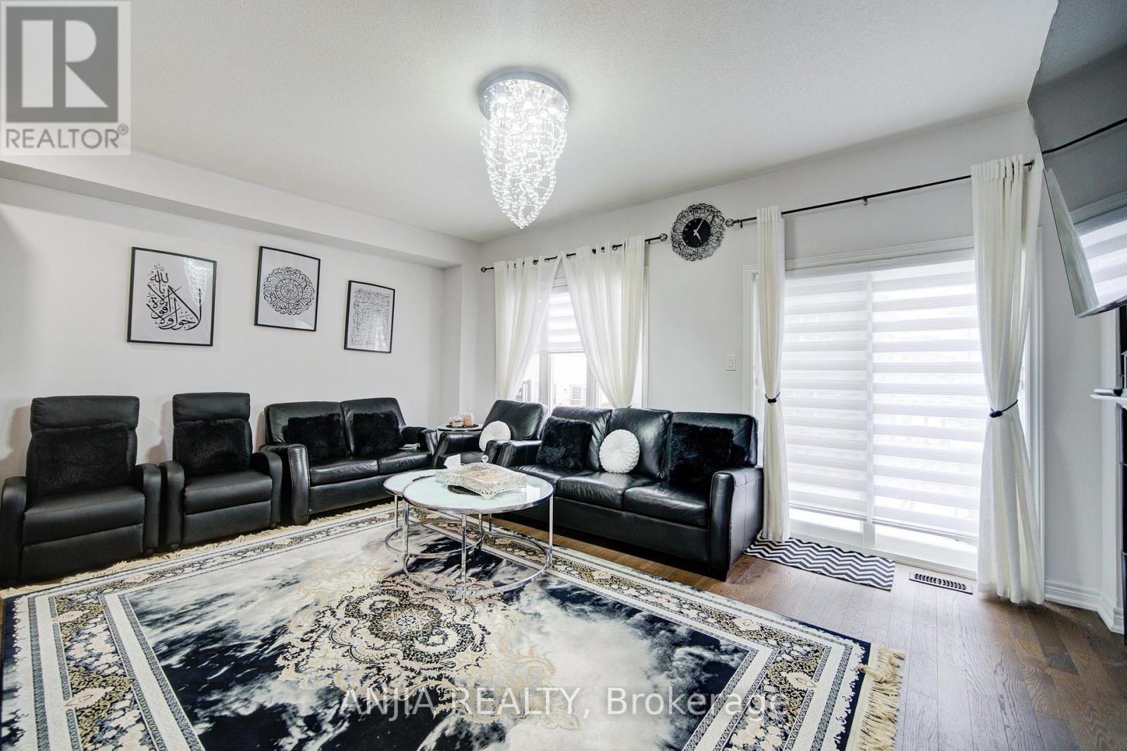 Lot 4r - 34 Haskins Crescent, Georgina (Keswick South), Ontario  L4P 2G6 - Photo 15 - N12887654