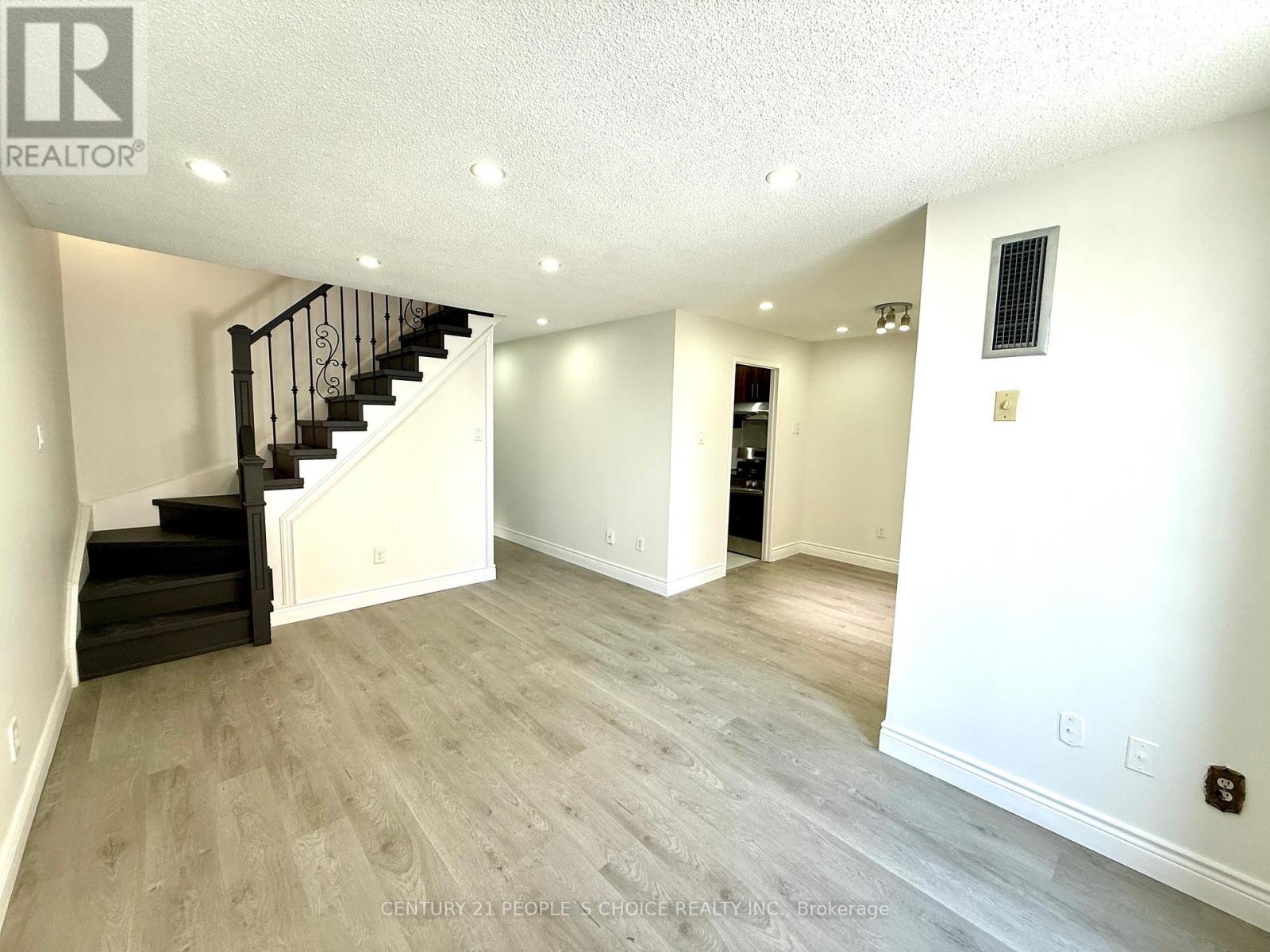 231 Building B - 2095 Roche Court, Mississauga (Sheridan), Ontario  L5K 2C8 - Photo 14 - W12886688