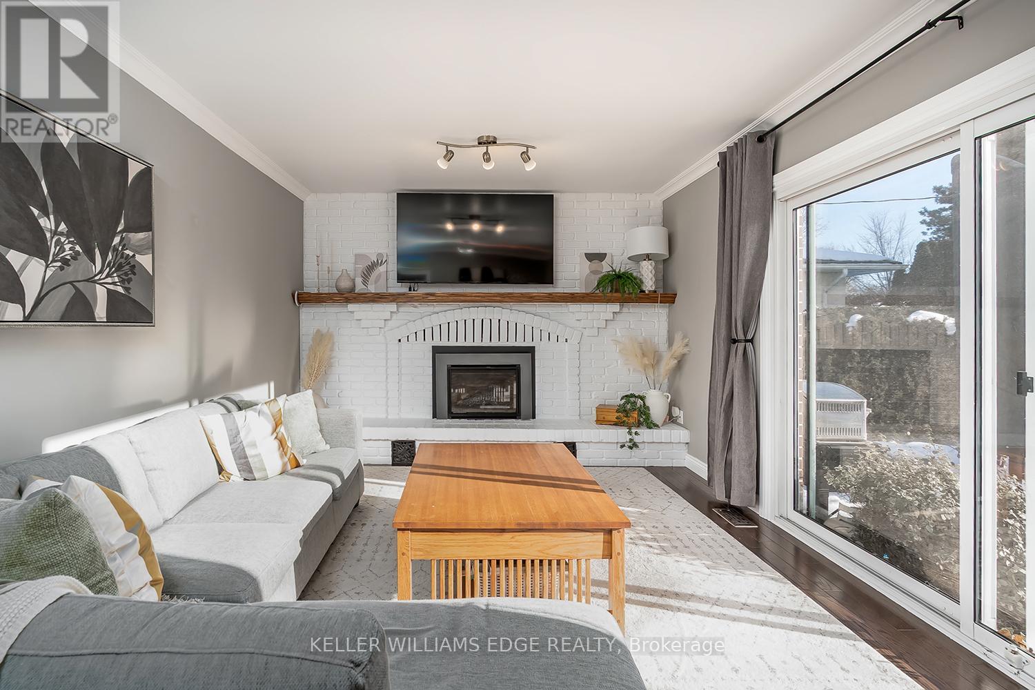 275 Camborne Crescent, Burlington, Ontario  L7N 2A4 - Photo 18 - W12797718