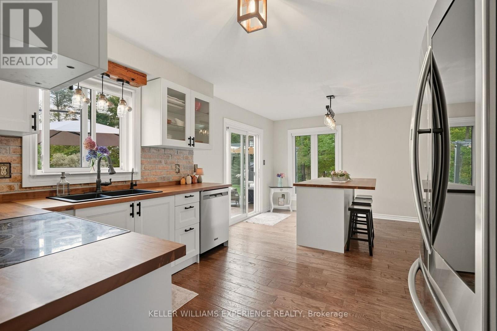 99 Highland Drive, Oro-Medonte (Horseshoe Valley), Ontario  L0L 2L0 - Photo 14 - S12887422