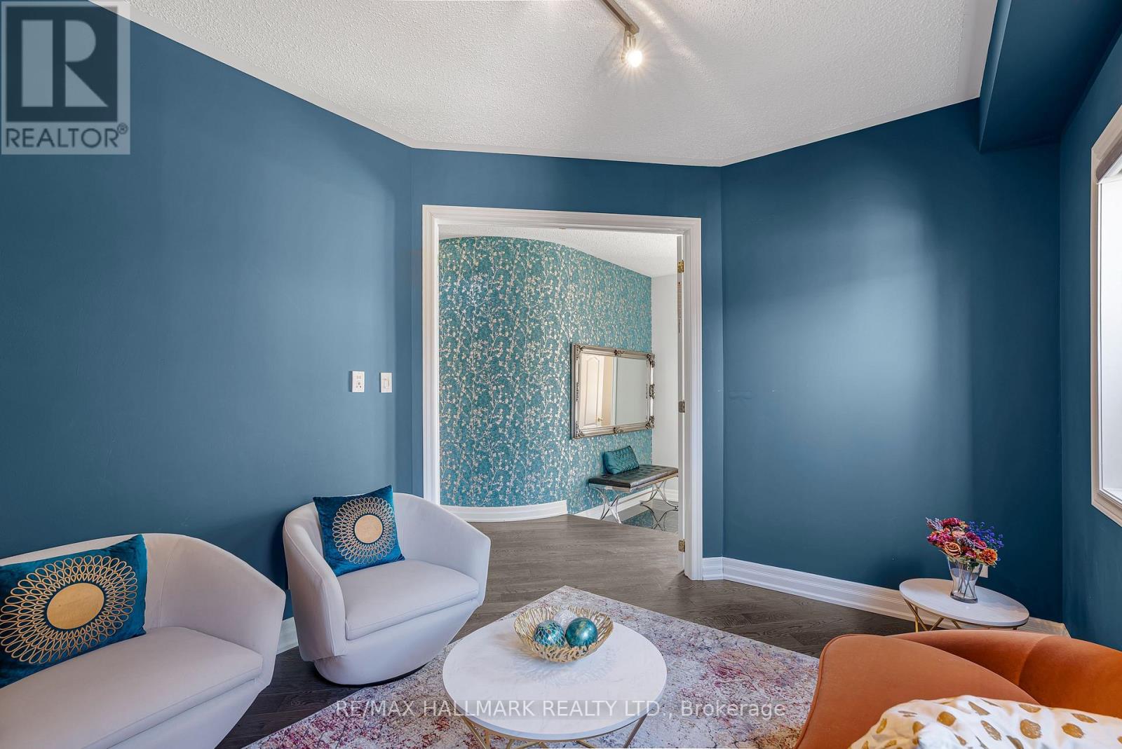 46 Customline Drive, Brampton, Ontario  L7A 3C2 - Photo 8 - W12886284