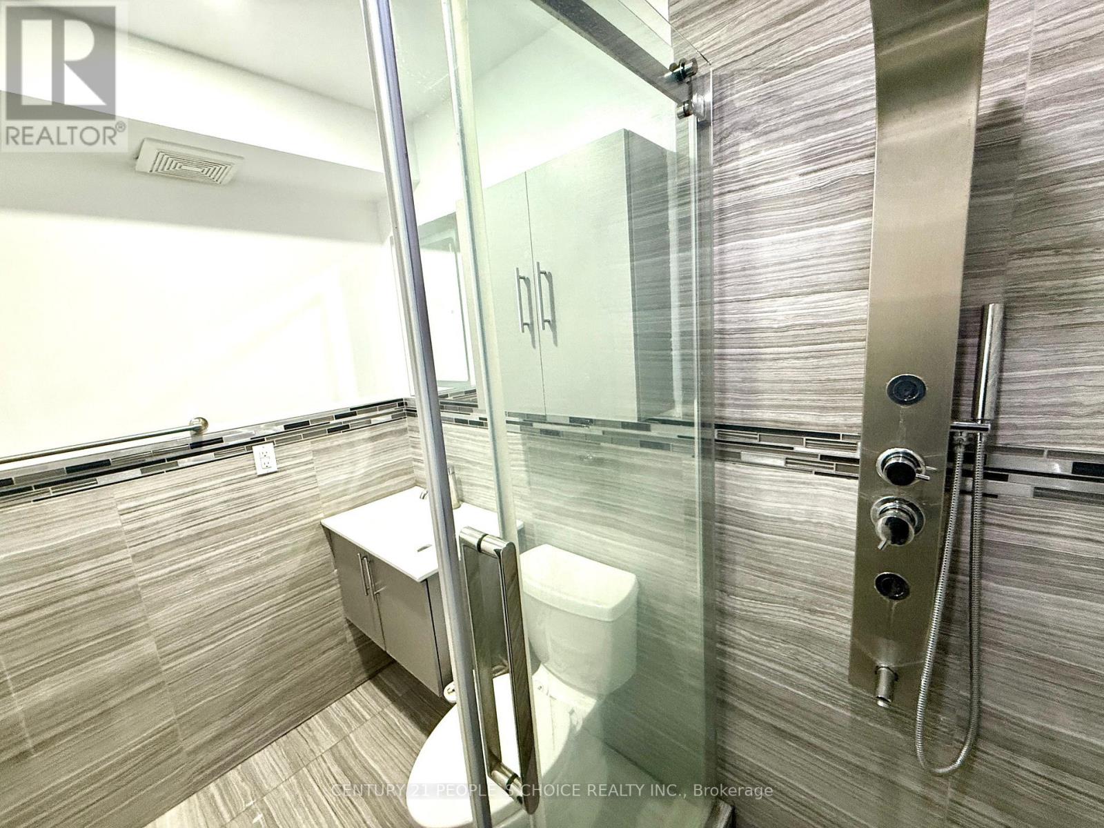 231 Building B - 2095 Roche Court, Mississauga (Sheridan), Ontario  L5K 2C8 - Photo 30 - W12886688