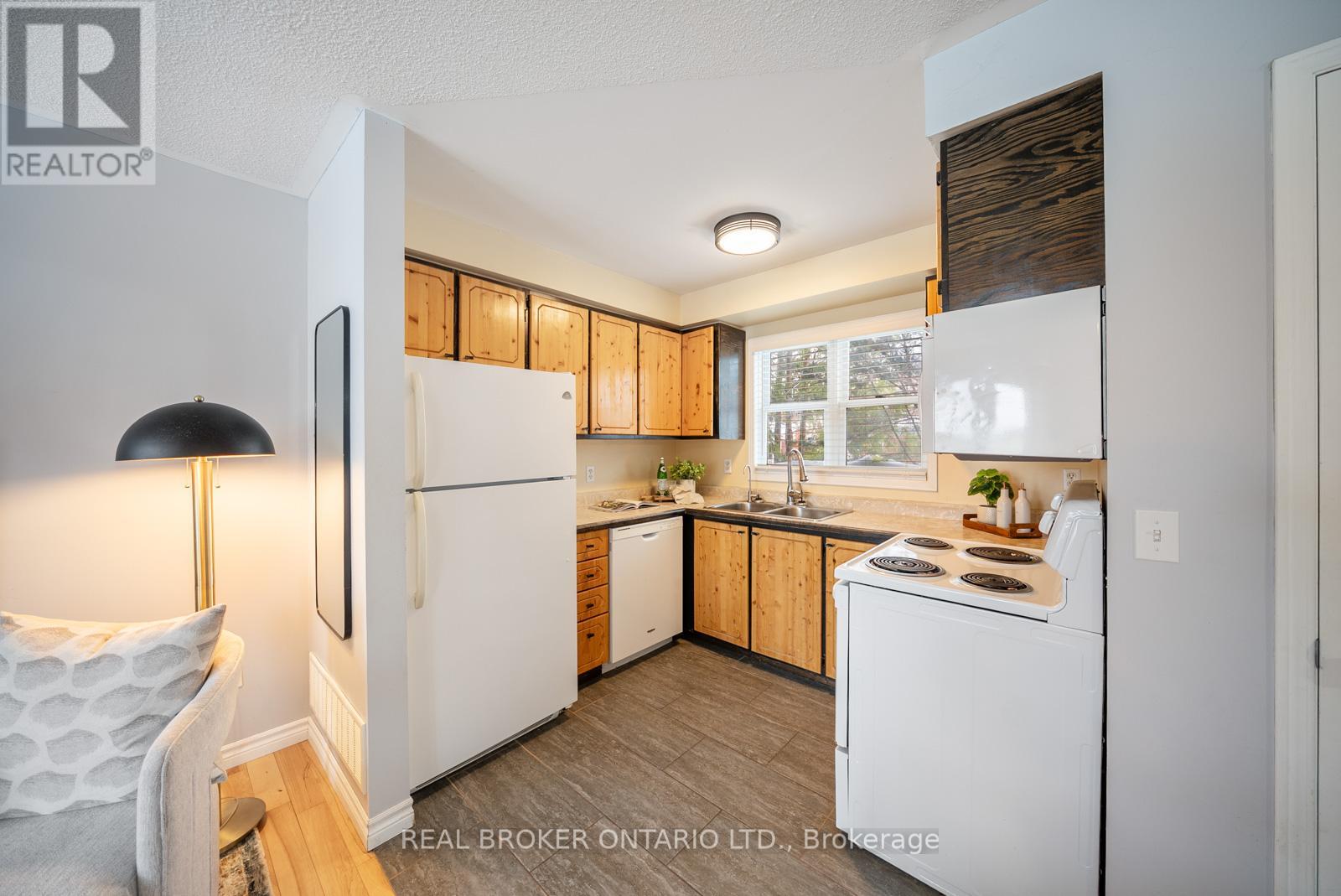 313 Elderberry Street, Orangeville, Ontario  L9W 4Z6 - Photo 12 - W12887360