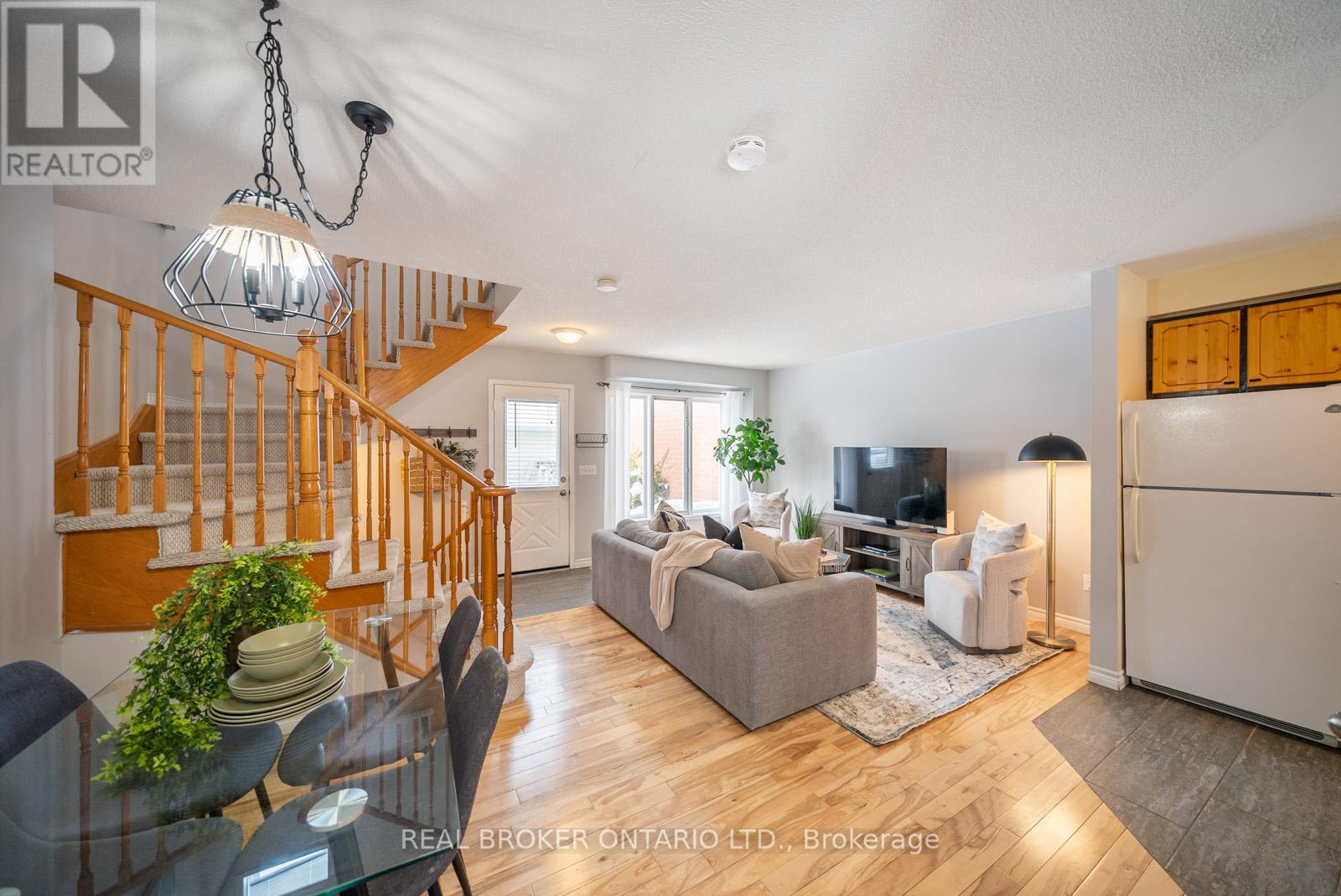 313 Elderberry Street, Orangeville, Ontario  L9W 4Z6 - Photo 6 - W12887360