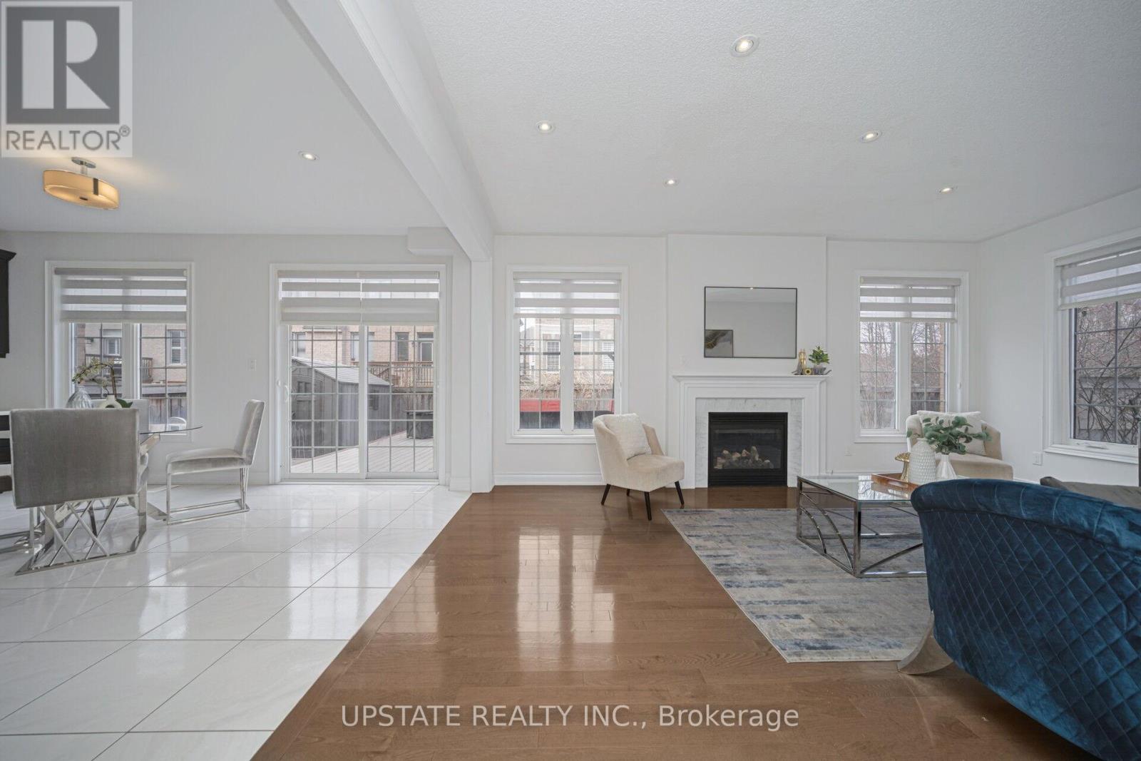 11 Mistyglen Crescent, Brampton, Ontario  L6Y 0X2 - Photo 10 - W12887408