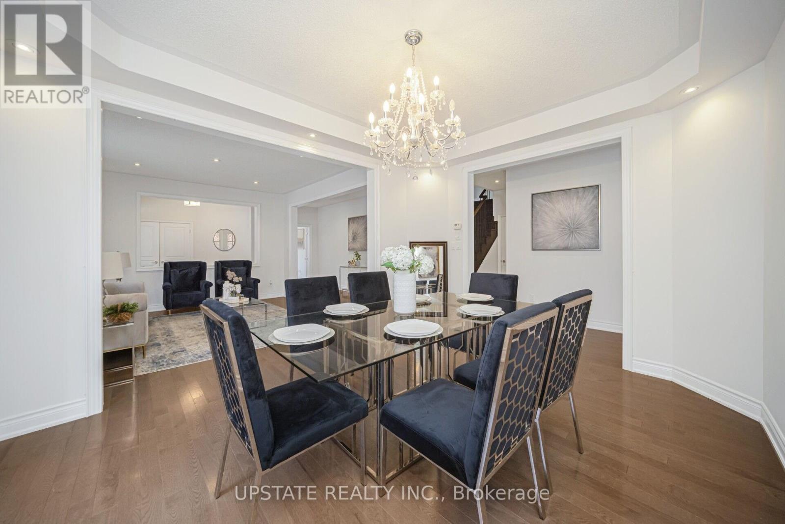 11 Mistyglen Crescent, Brampton, Ontario  L6Y 0X2 - Photo 9 - W12887408