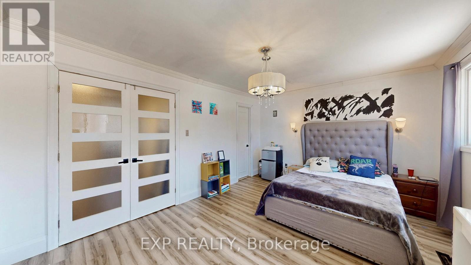 2458 Cobbinshaw Cir Drive, Mississauga, Ontario  L5N 2G3 - Photo 14 - W12887424