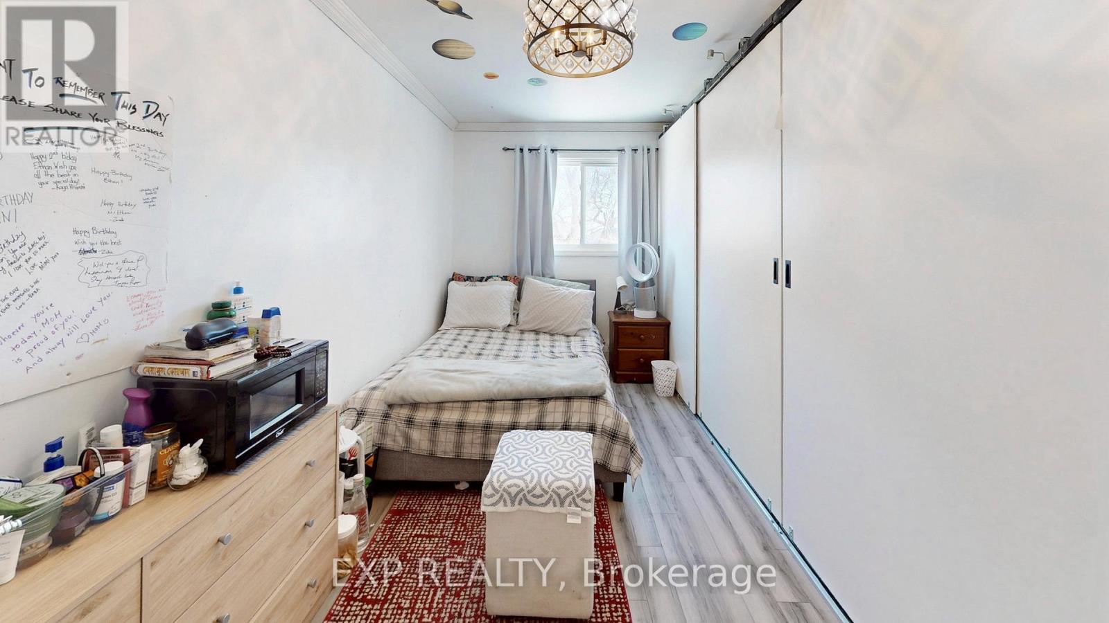 2458 Cobbinshaw Cir Drive, Mississauga, Ontario  L5N 2G3 - Photo 18 - W12887424