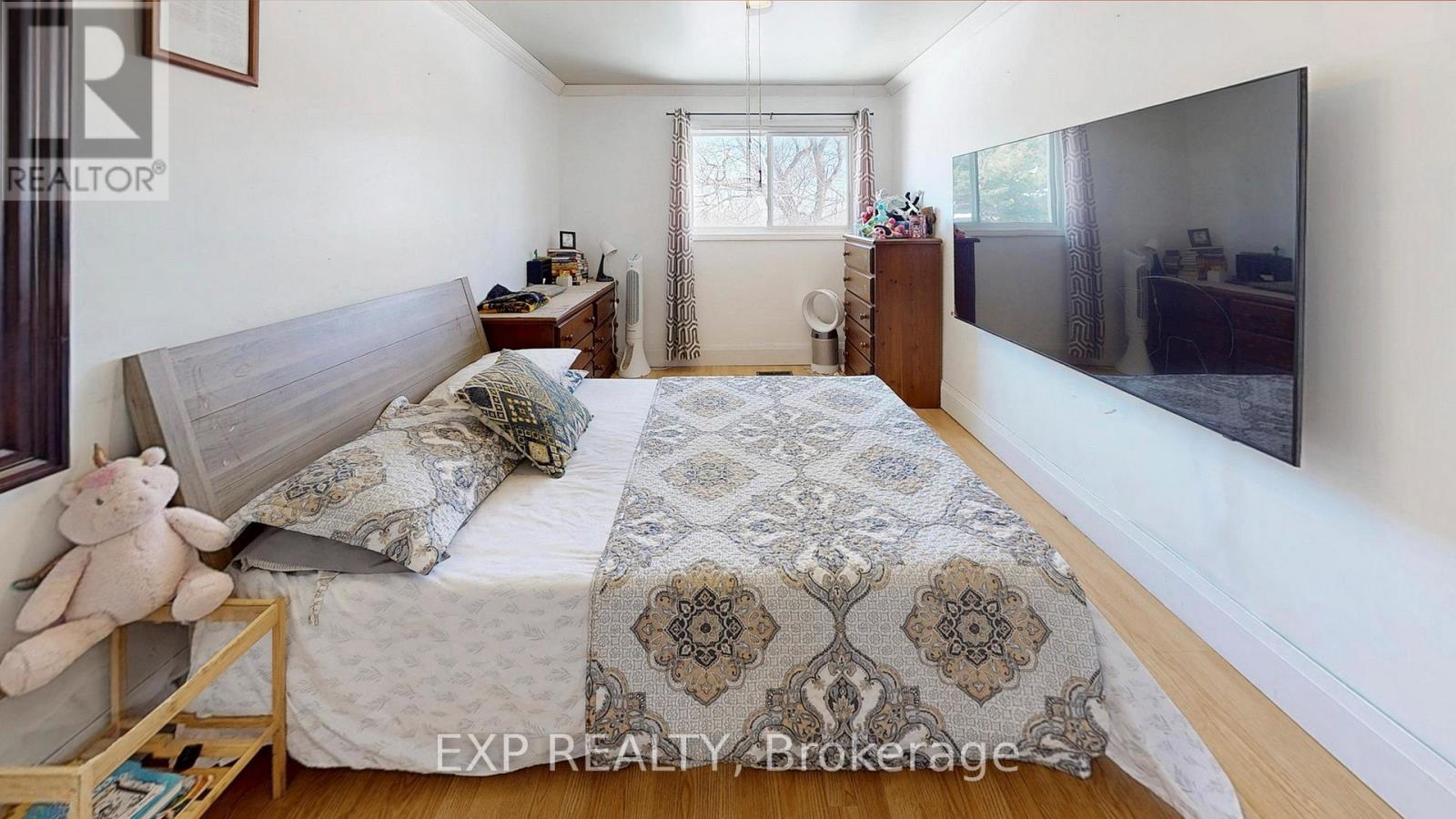 2458 Cobbinshaw Cir Drive, Mississauga, Ontario  L5N 2G3 - Photo 19 - W12887424