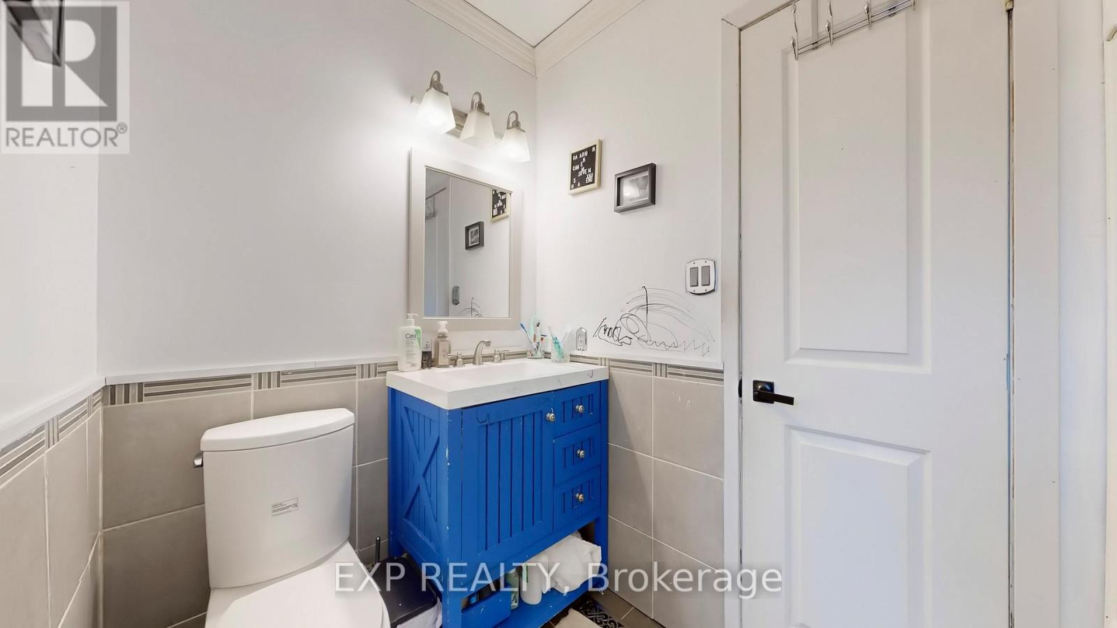 2458 Cobbinshaw Cir Drive, Mississauga, Ontario  L5N 2G3 - Photo 22 - W12887424