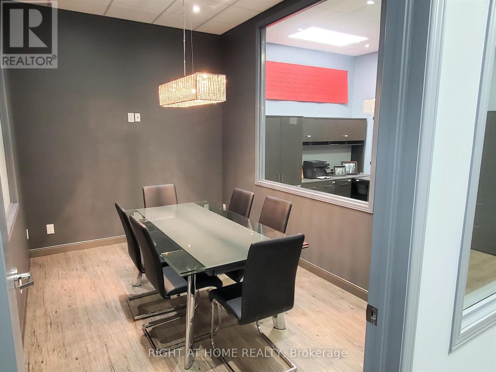 206 - 4265 Thomas Alton Boulevard, Burlington (Alton), Ontario  L7M 0A9 - Photo 12 - W12887460