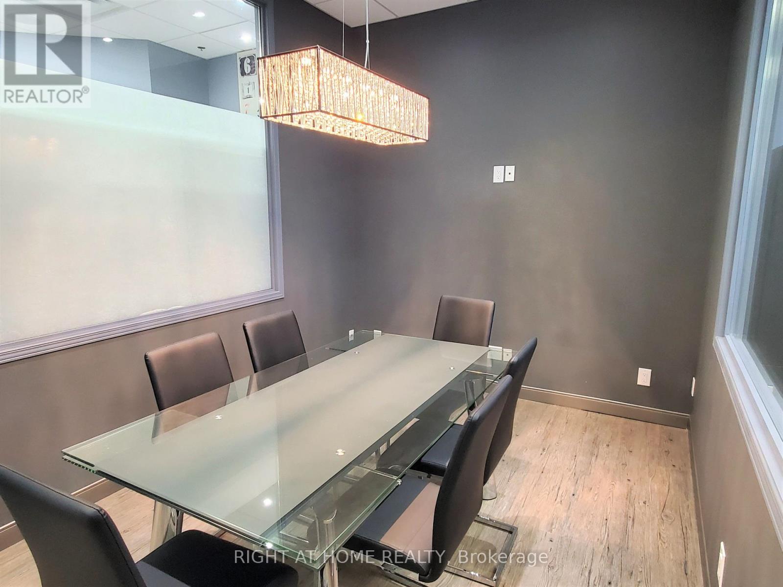 206 - 4265 Thomas Alton Boulevard, Burlington (Alton), Ontario  L7M 0A9 - Photo 13 - W12887460