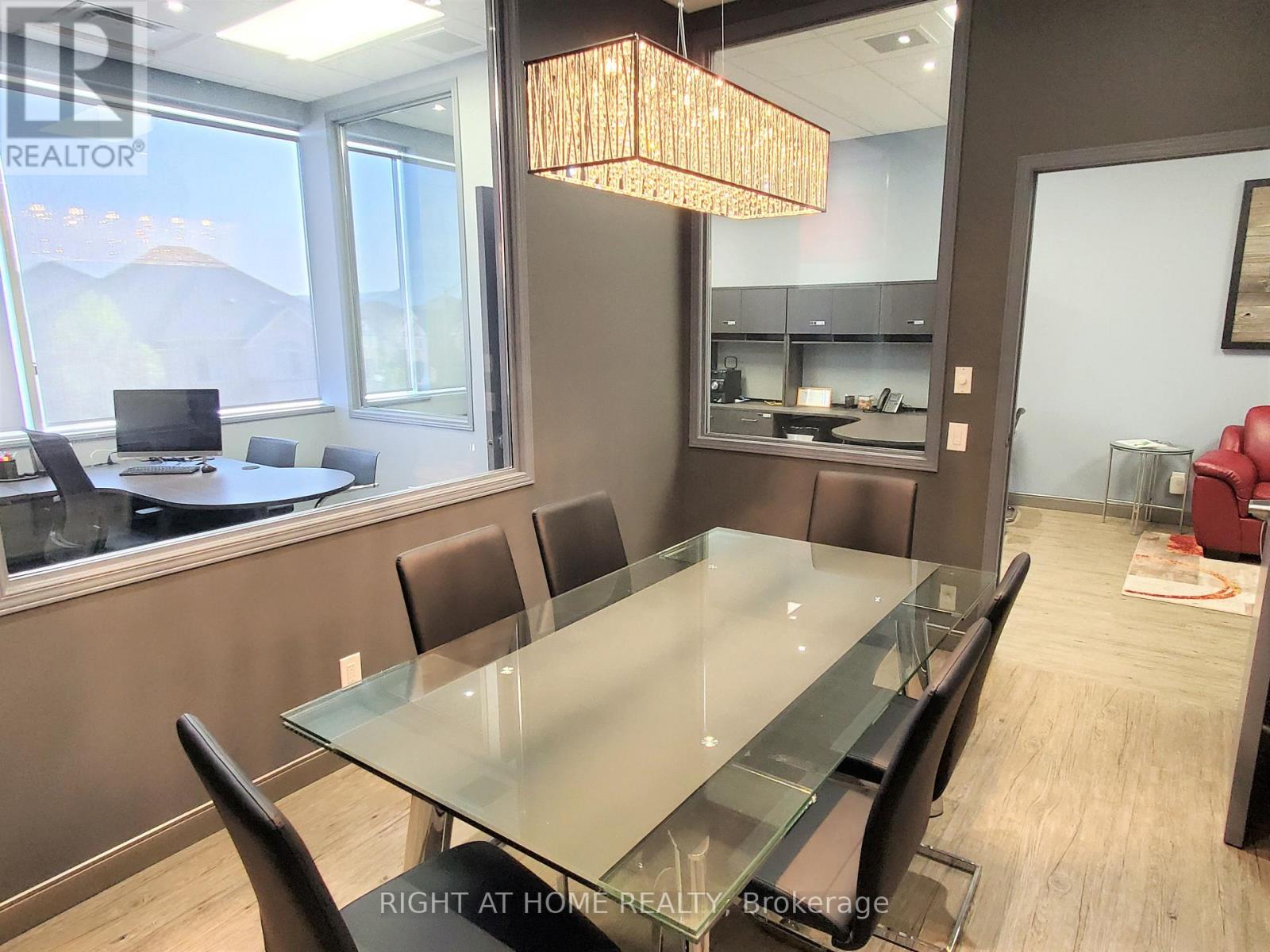 206 - 4265 Thomas Alton Boulevard, Burlington (Alton), Ontario  L7M 0A9 - Photo 14 - W12887460