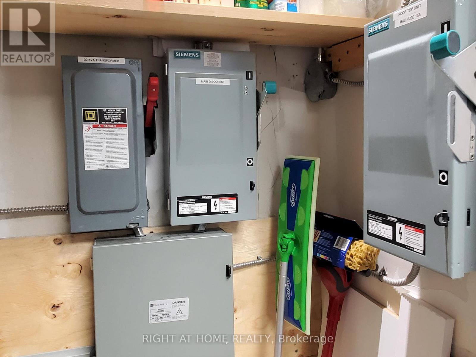 206 - 4265 Thomas Alton Boulevard, Burlington (Alton), Ontario  L7M 0A9 - Photo 20 - W12887460