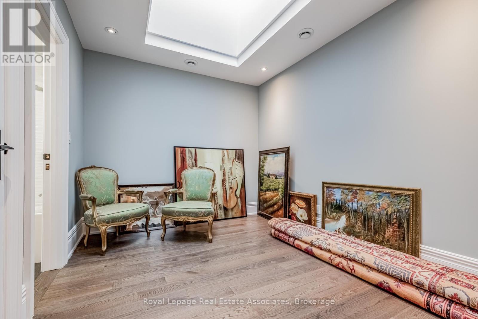 96 Elmcrest Road, Toronto (Eringate-Centennial-West Deane), Ontario  M9C 3R9 - Photo 28 - W12887500