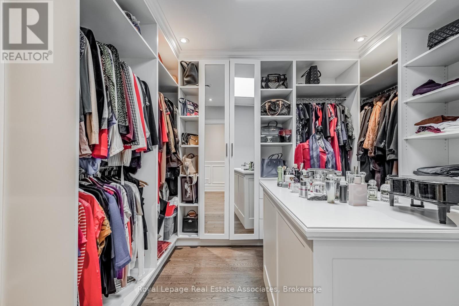 96 Elmcrest Road, Toronto (Eringate-Centennial-West Deane), Ontario  M9C 3R9 - Photo 33 - W12887500