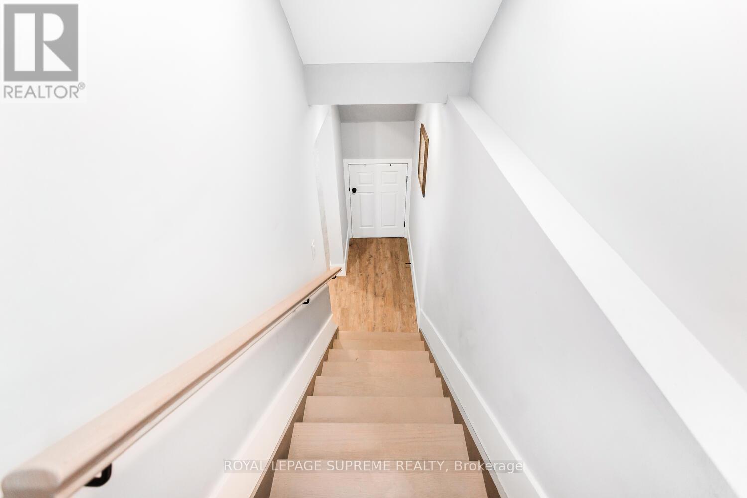 82 Pritchard Avenue, Toronto (Rockcliffe-Smythe), Ontario  M6N 1T3 - Photo 39 - W12887502