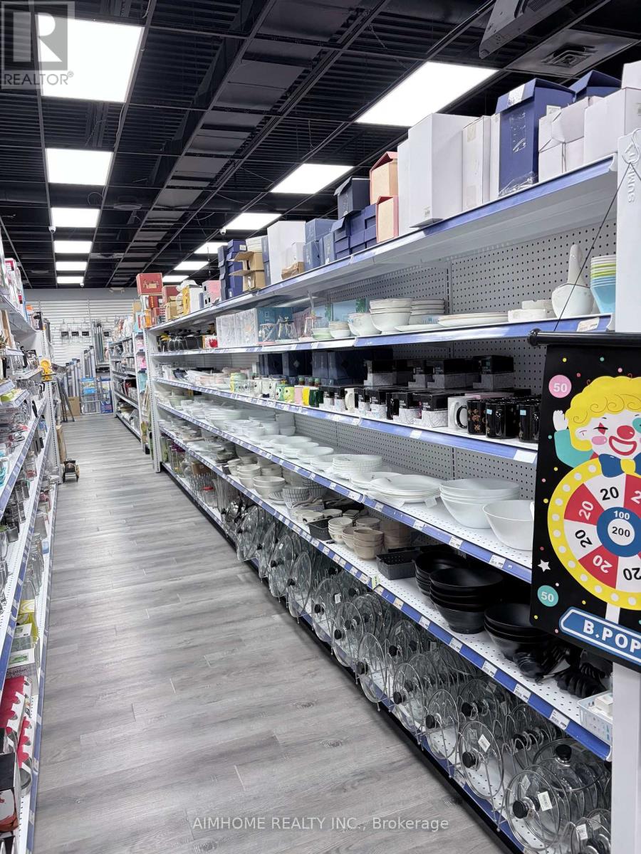 #88 - 1530 Albion Road, Toronto (Mount Olive-Silverstone-Jamestown), Ontario  M9V 1B4 - Photo 5 - W12887508