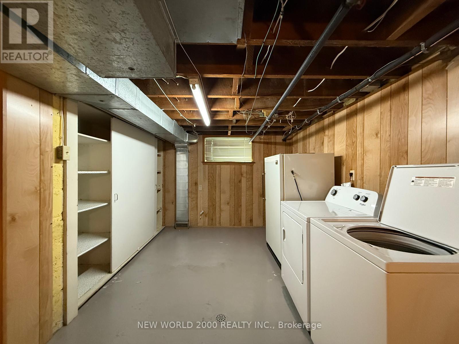 12 Monkton Avenue, Toronto, Ontario  M8Z 4M8 - Photo 13 - W12887570