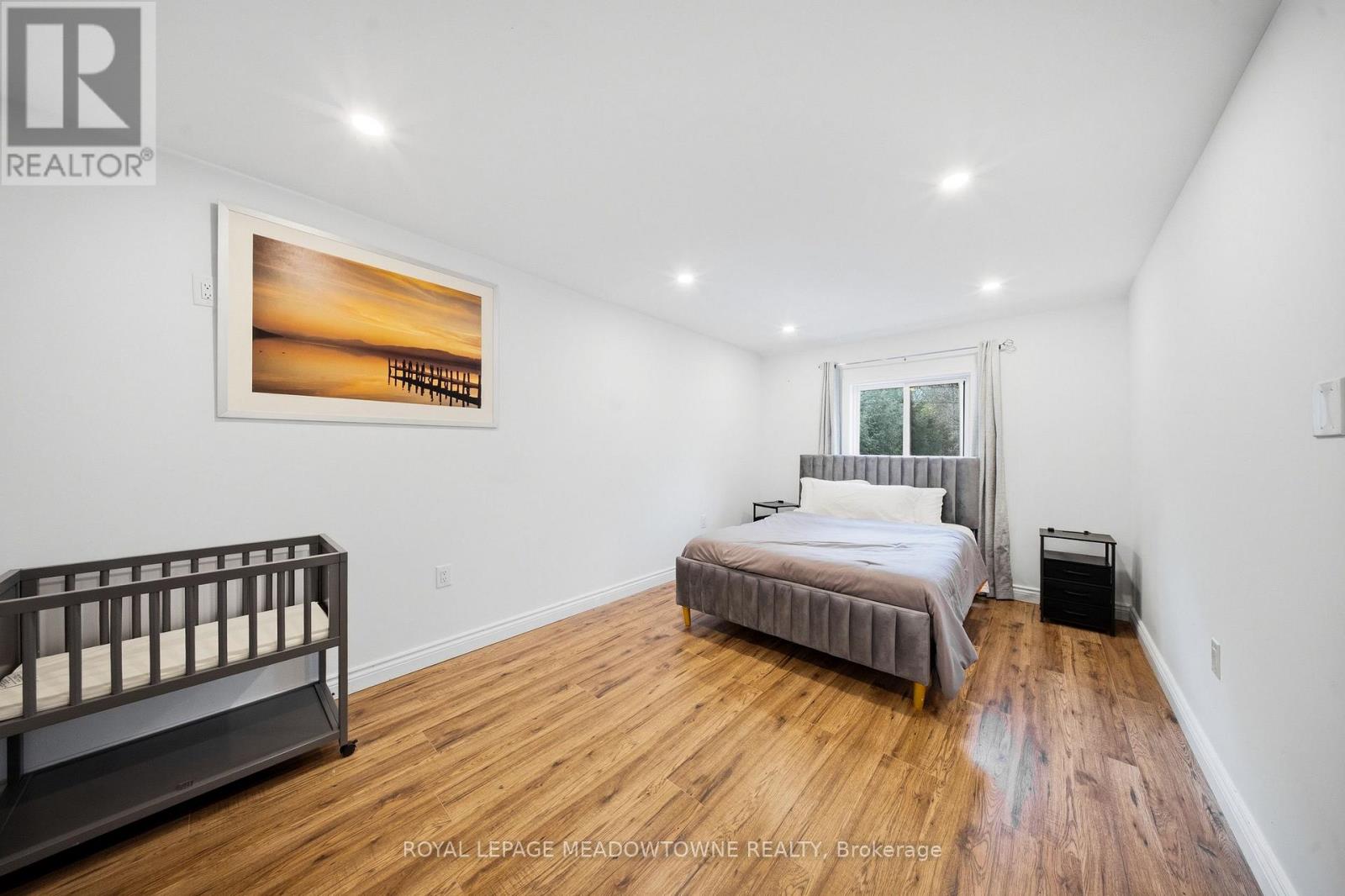 208 Glen Oak Drive, Oakville (Wo West), Ontario  L6K 2J2 - Photo 29 - W12887614